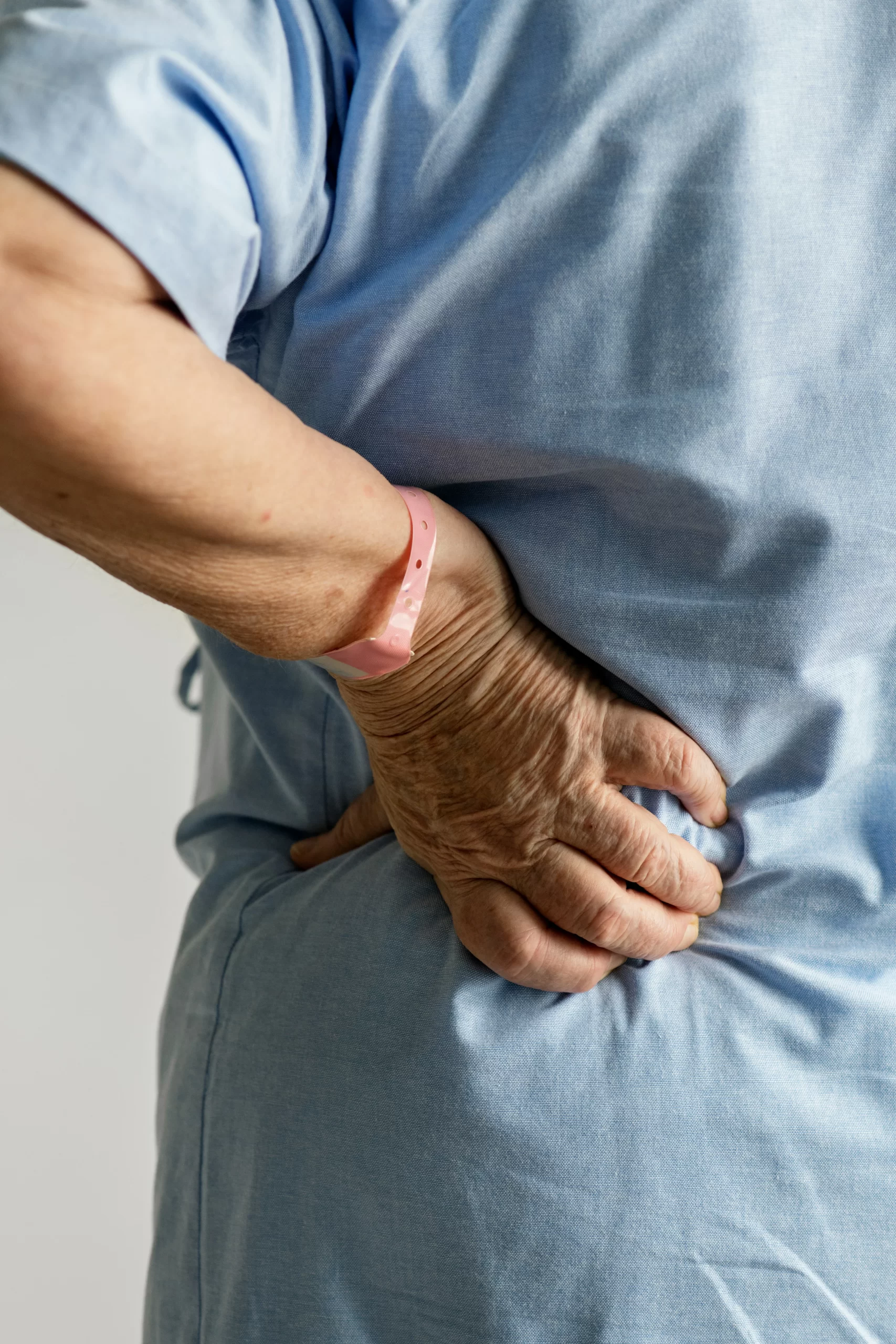 hip pain at night