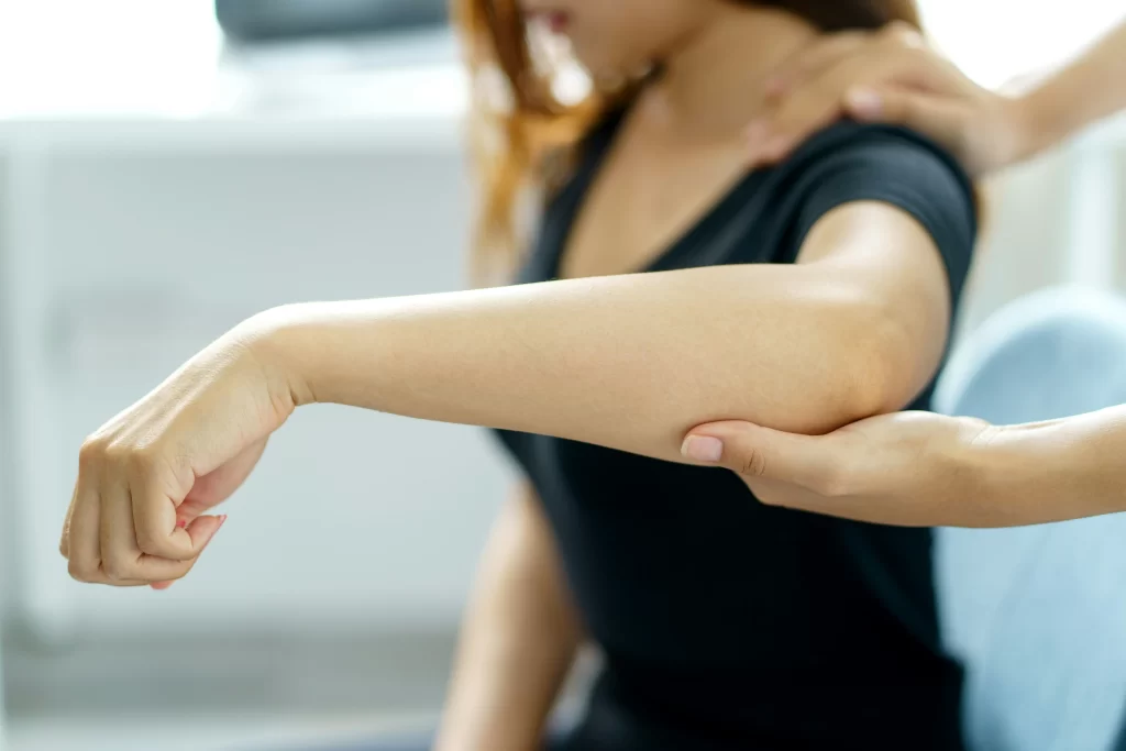 elbow tendonitis​